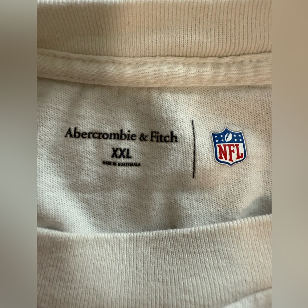 Abercrombie NFL Kansas City Chiefs Shirt - Picture 3 of 4
